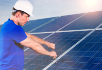 Dịch vụ bảo trì hệ thống điện mặt trời áp mái