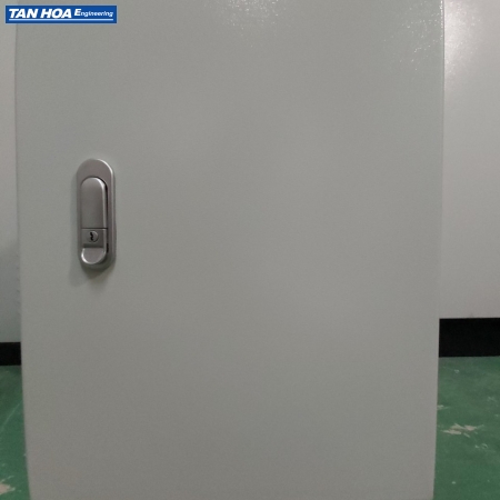 Tủ điện phân phối cho hệ bơm nước rửa sàn